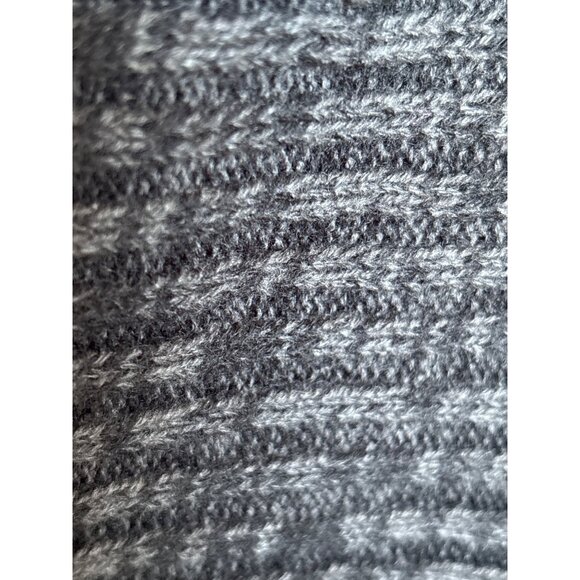 Free People Crochet Poncho Cape Heather Gray 100%‎ Acrylic Boho Toasty O/S - Picture 9 of 10